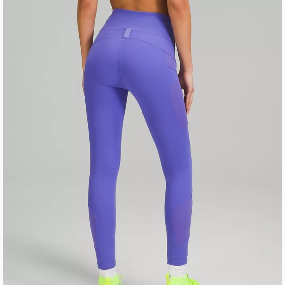 🦋 Lululemon Purple Hiking Legging - Picture 7 of 8